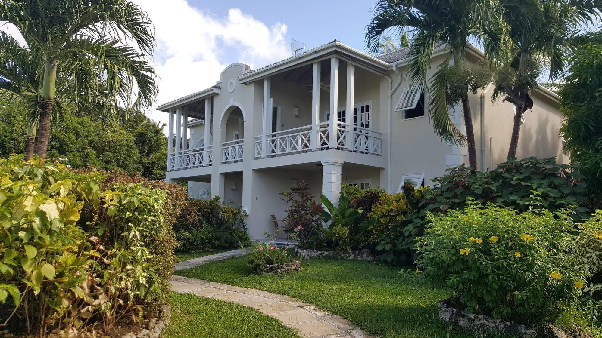 Shades Apartment Holetown Exterior photo